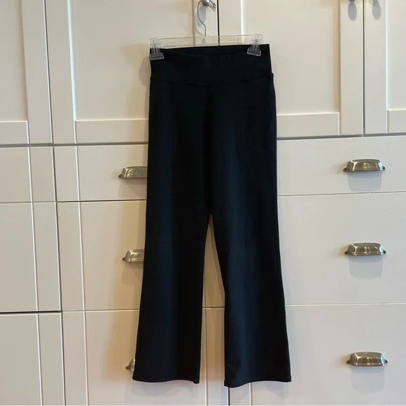 Vuori Mid Rise Elevation Slim Bootcut Leggings Pants XS Black Heather - Picture 4 of 11